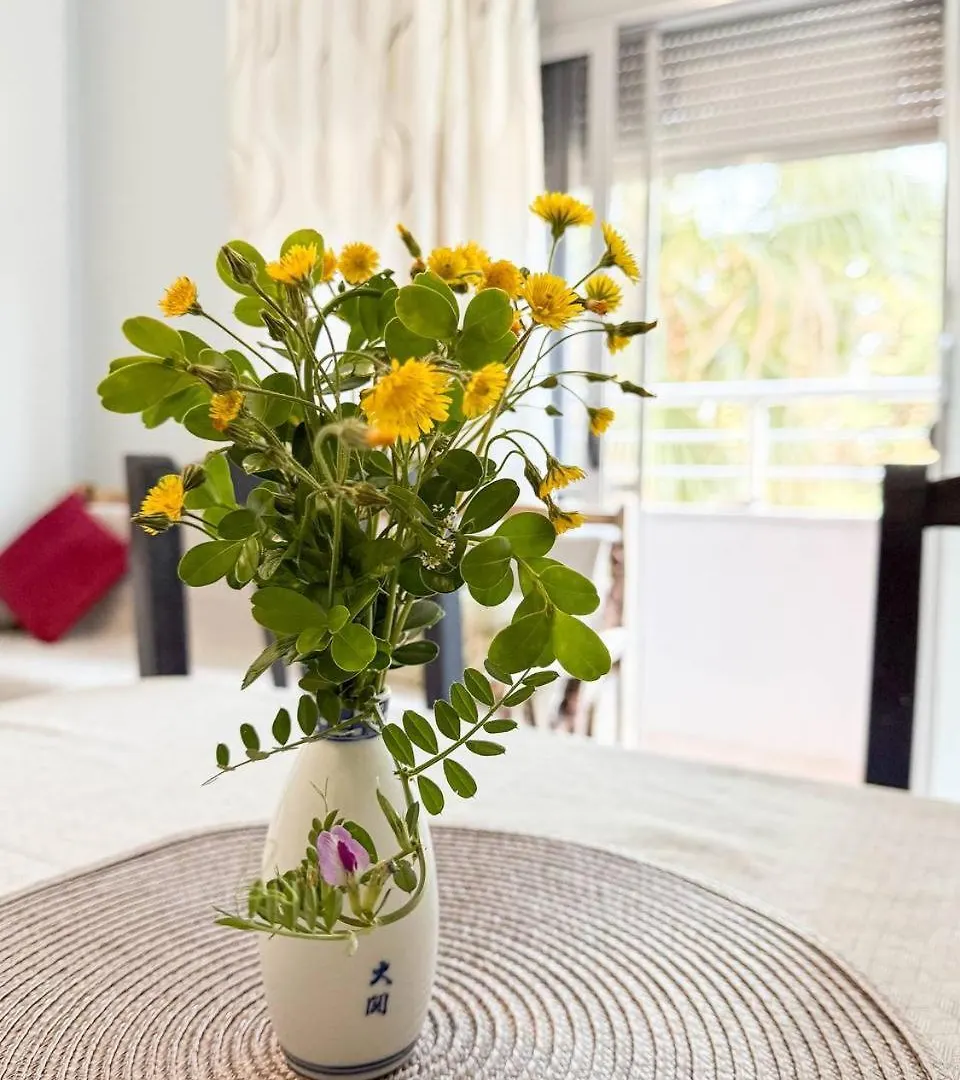 Afordable Apartments With Free Parking Дуррес